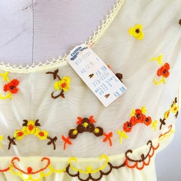 Vintage 70s Yellow Chiffon Nightie Sheer Floral Trim Deadstock Lingerie Size S - Picture 8 of 8